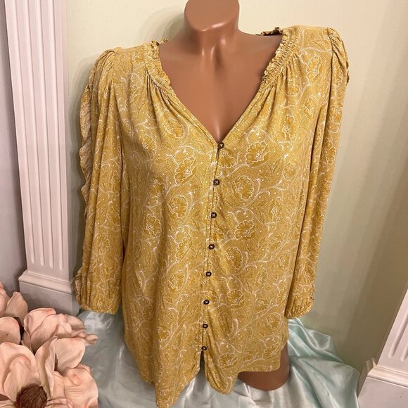 Cato Est. 1946. Sz M. Rayon Yellow Pullover. Elastic Neck Wrist. Ruffle. B103 - Picture 1 of 3